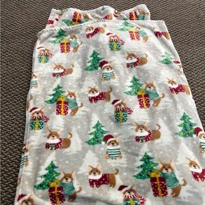 Cozy Kids Holiday Dog Print Pajama Blanket - White & Green